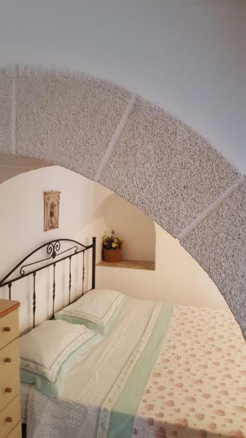 奥斯图尼Trullo La Quercia别墅 外观 照片